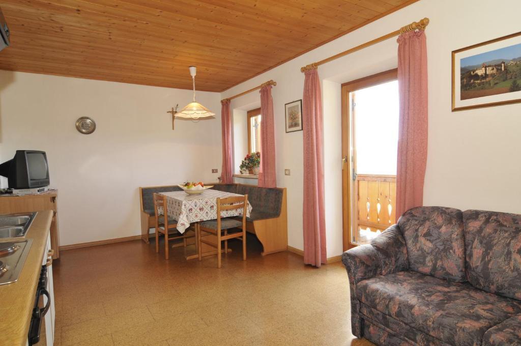 Fiziderhof Villa Castelrotto Room photo